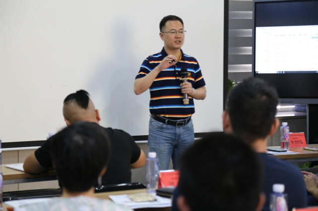左右手合伙人深圳百得勝陳總精彩分享-為何加盟左右手？