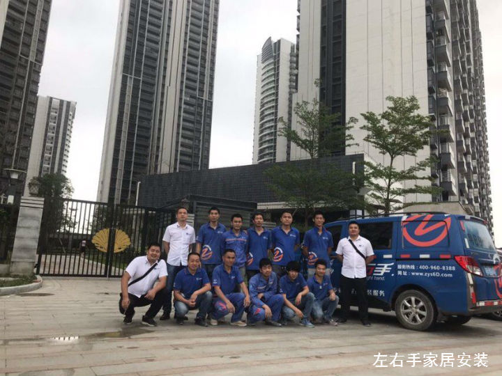 左右手二期陽(yáng)光城麗景灣櫥柜安裝工程火熱進(jìn)行中！