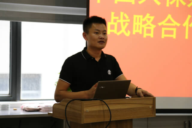 中國人保財(cái)險&左右手戰(zhàn)略合作簽字儀式圓滿結(jié)束7 (1)
