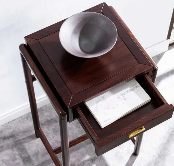 歐式哪種實(shí)木家具好，家庭實(shí)木家具如何保養(yǎng)維護(hù)？
