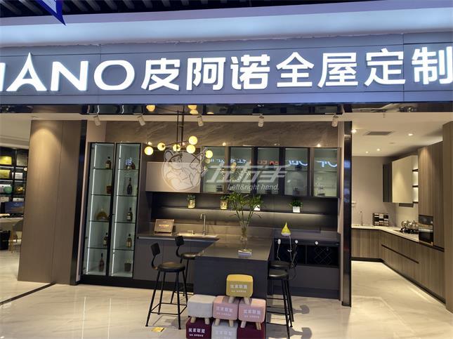 一口氣跑遍整個深圳的家居賣場，一招解決了商家的燃眉之急