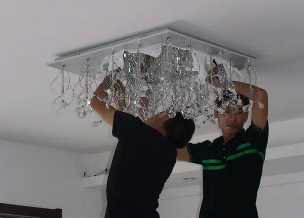 家具安裝：燈具安裝有哪些要求？燈具品牌介紹