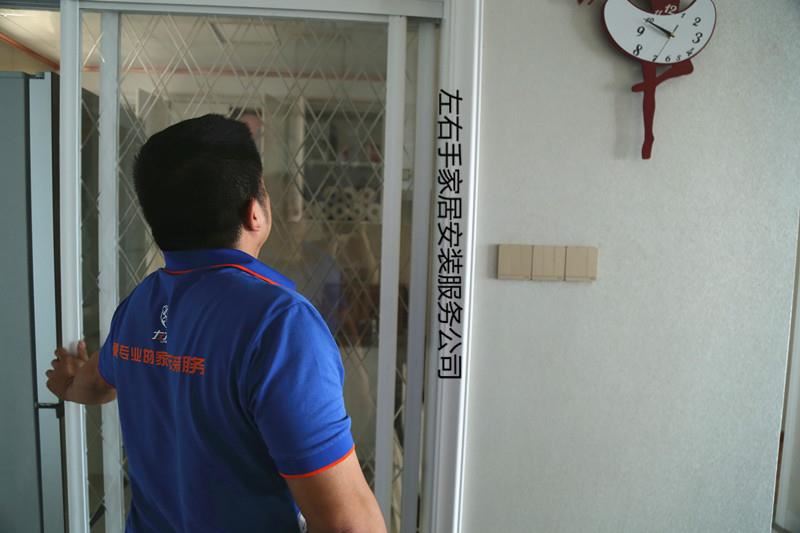 門(mén)窗安裝是很簡(jiǎn)單，但也要注意規(guī)范哦！